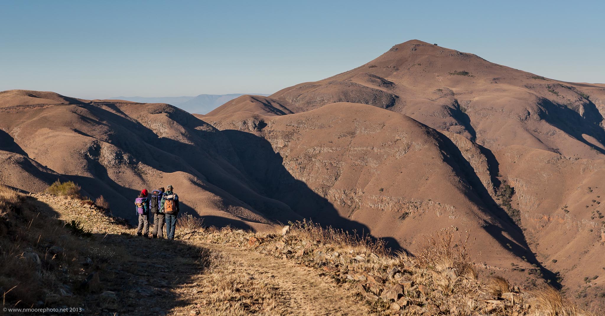 Traversing the high ground towards Mt Anderson